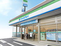 全国約16,400店舗の店舗網。「なくてはならないインフラ」として進化し続けます。