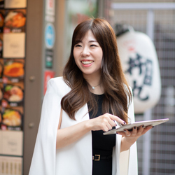 印刷・店舗設計、ウェブ、家族のスキルを