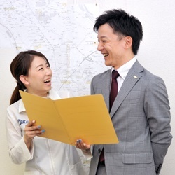 本部の親身な対応や人材紹介制度などで、