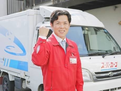 収入は会社員時代の3倍に！仕事の合間に各地で趣味の釣りも楽しんでいます。