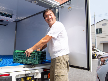 ロジクエスト　業務委託ドライバー