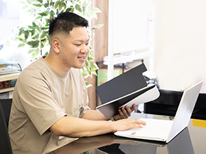 作業は職人にお任せ！だから多くの案件を回せて、年収1000万円(1人・関東)も可能！