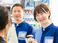 ここにしかない商品やサービスがあるので、お客様に喜ばれる仕事ができます。