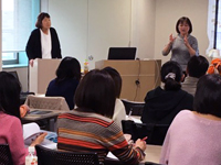 オーナー様同士の交流の機会も有。老犬介護セミナー(武蔵野市)など加盟店研修も実施。