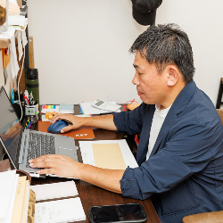 給料が半分になってまで会社に