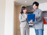 賃貸物件の退去時に、退去者様との日程調整から退去立会い（精算業務）を代行します。