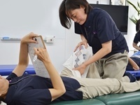 FCオーナーが雇用する施術者は、雇用後直営店の施術者と一緒に研修を受けて頂けます。