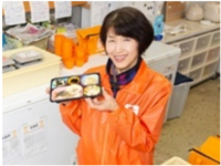 野菜の国産比率は8割以上。国内農家との契約栽培を積極的にすすめています。