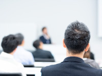 「本当にこんなうまい話があるのか……?」と思う方も、一度説明会へお越しください!