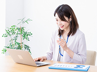 【個別オンライン説明会】まずは話を聞いてみるだけでもOK。疑問や不安を一緒に解消。