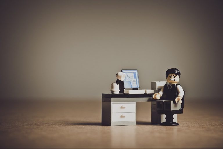 合わない仕事はストレスフル！無理して続けると何が起こる？