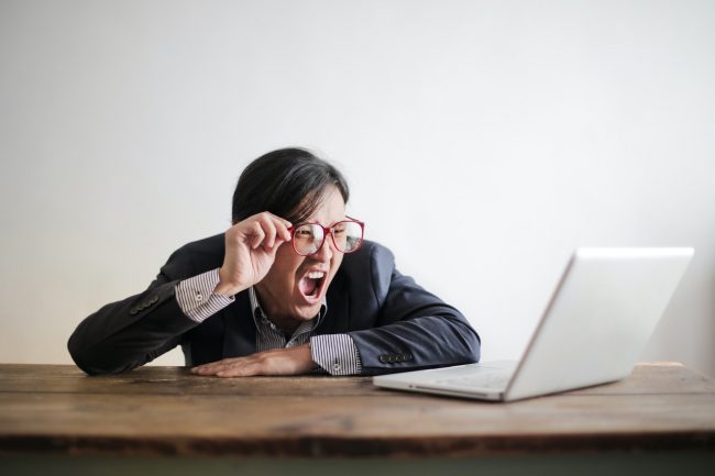 合わない仕事はストレスフル！無理して続けると何が起こる？
