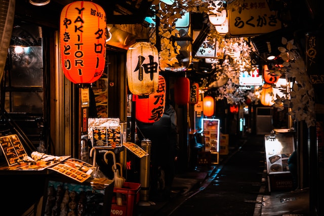 海外の飲食開業はフランチャイズがおすすめ!メリットやデメリット、注意点とは