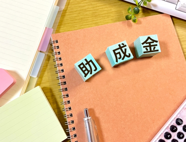 大手3社徹底比較！フランチャイズに加盟してコンビニエンスストア運営を始める際の開業資金は？